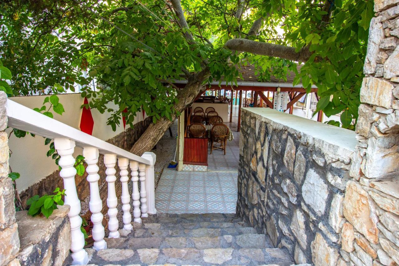 Tayfun Apart Hotel Oludeniz Exterior photo